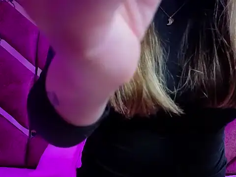 EmberCooper  online show from 04.17.26