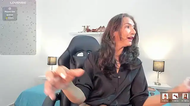 Emma Mendozaa online show from 03.10.26