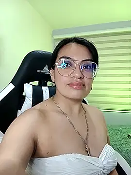 Snapshot of Arany_ chatting on 03.04.26 Arany online show from 03.04.26