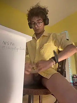 Snapshot of monkeyk1ng chatting on 03.14.26 monkeyk1ng online show from 03.14.26