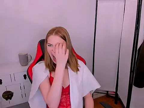 KattyXLovely online show from 02.25.26