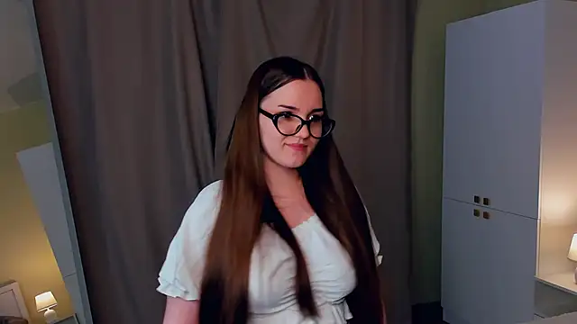 CrissyKales online show from 02.05.26