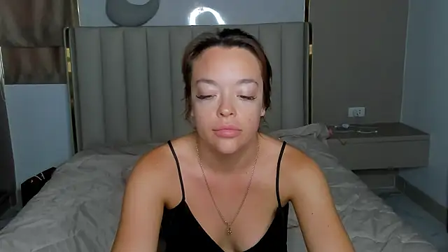 stellaa quenn online show from 03.09.26