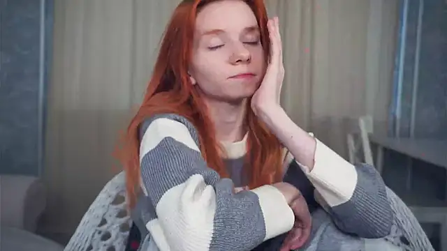 Snapshot of TarynPalek chatting on 02.18.26 TarynPalek online show from 02.18.26