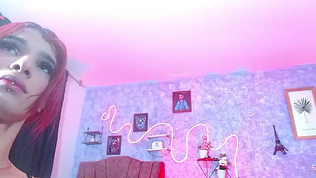 Snapshot of Everlin__Hot_ chatting on 02.16.26 Everlin Hot online show from 02.16.26