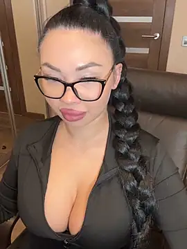 LadyDaaamn online show from 02.11.26