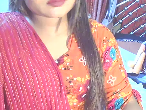 Snapshot of Nusrat_Faria chatting on 05.14.26 Nusrat Faria online show from 05.14.26