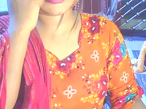 Snapshot of Nusrat_Faria chatting on 05.21.26 Nusrat Faria online show from 05.21.26
