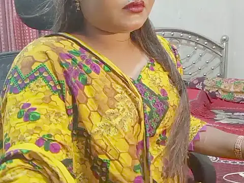 Nusrat Faria online show from 06.17.26