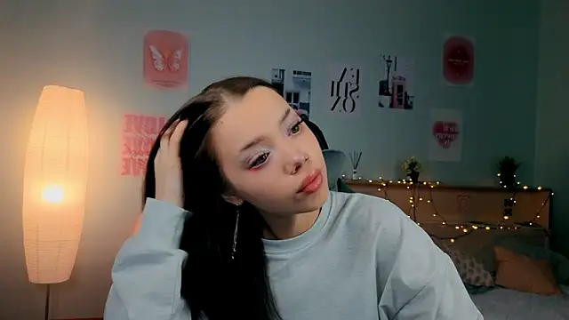 Snapshot of Vexnexe chatting on 02.01.26 Vexnexe online show from 02.01.26