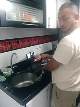 Snapshot of Roxan_King chatting on 02.19.26 Roxan King online show from 02.19.26