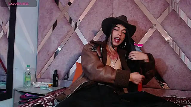 Snapshot of MeghanQueen__ chatting on 02.25.26 MeghanQueen online show from 02.25.26