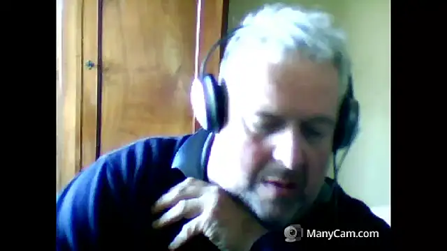 Snapshot of swichcassanesi chatting on 02.25.26 swichcassanesi online show from 02.25.26