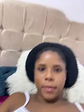 Snapshot of LIA_PARKERR chatting on 02.25.26 LIA PARKERR online show from 02.25.26