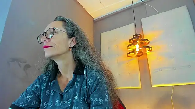 laurasofia45 online show from 02.09.26