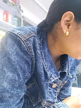 Tatianna Loove  online show from 02.15.26