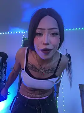 Snapshot of suky_pou chatting on 02.11.26 suky pou online show from 02.11.26