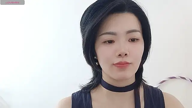Snapshot of Nikishine chatting on 05.18.26 Nikishine online show from 05.18.26