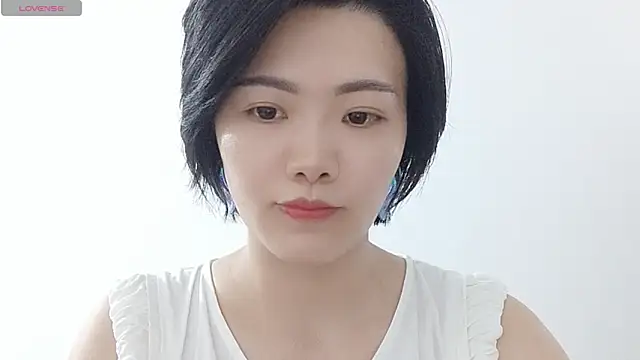 Snapshot of Nikishine chatting on 05.29.26 Nikishine online show from 05.29.26
