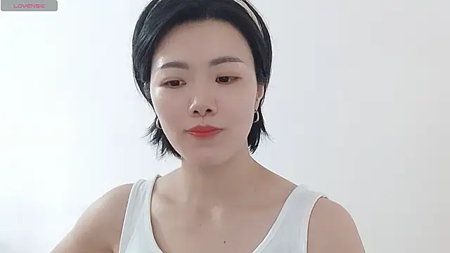 Snapshot of Nikishine chatting on 06.15.26 Nikishine online show from 06.15.26