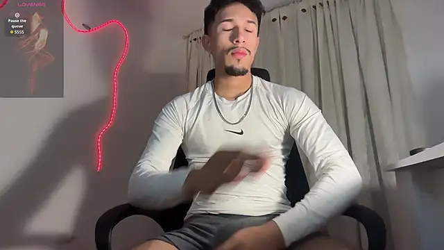 rafael stone11 online show from 04.12.26