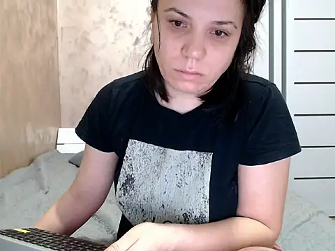 Snapshot of LorraGrey chatting on 04.09.26 LorraGrey online show from 04.09.26