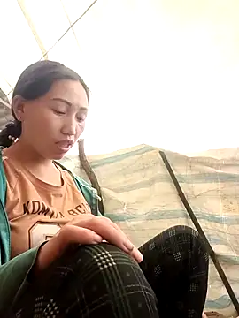 hot-luna- online show from 02.24.26