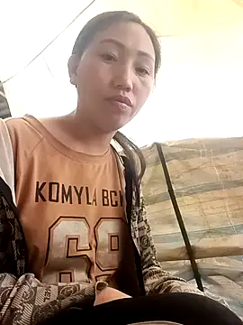 hot-luna- online show from 02.28.26