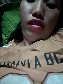 hot-luna- online show from 04.16.26