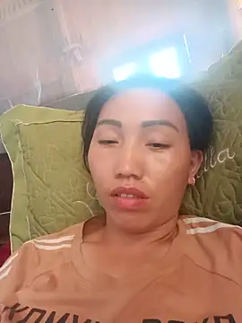hot-luna- online show from 05.15.26