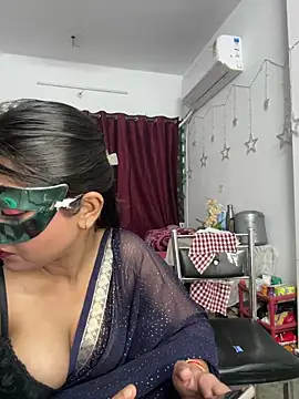 Snapshot of pooja_sexy79 chatting on 04.12.26 pooja sexy79 online show from 04.12.26