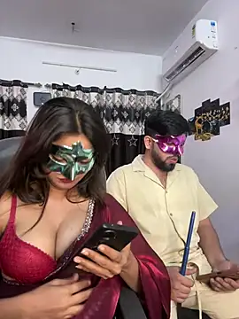 Snapshot of pooja_sexy79 chatting on 04.25.26 pooja sexy79 online show from 04.25.26