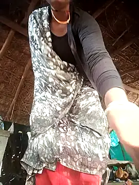 Snapshot of Hotty_raghni chatting on 02.28.26 Hotty raghni online show from 02.28.26