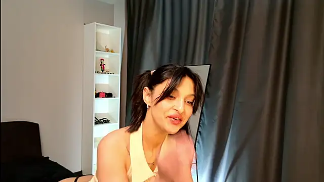 Snapshot of Eva_Sterling_ chatting on 02.01.26 Eva Sterling online show from 02.01.26