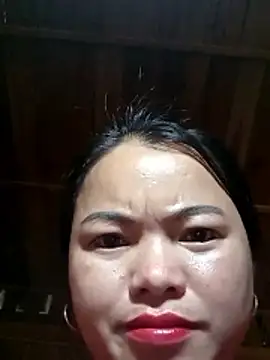 Snapshot of emlylyxinh chatting on 02.18.26 emlylyxinh online show from 02.18.26