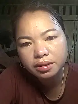 Snapshot of emlylyxinh chatting on 02.25.26 emlylyxinh online show from 02.25.26