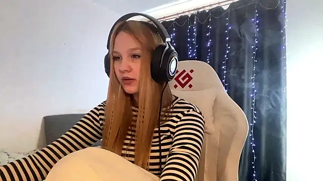 Snapshot of axin_burnell chatting on 03.03.26 axin burnell online show from 03.03.26