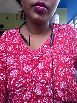 Snapshot of Mahira06 chatting on 05.22.26 Mahira06 online show from 05.22.26
