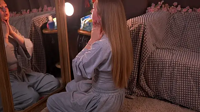 Snapshot of JosetteWeakly chatting on 03.02.26 JosetteWeakly online show from 03.02.26