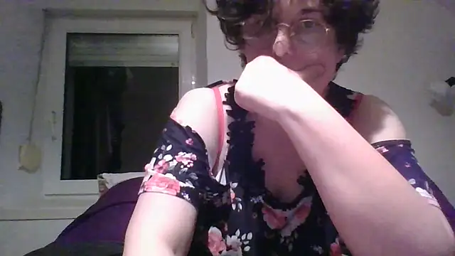 OIseauNoir88 online show from 04.04.26