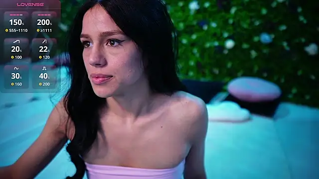 Snapshot of Baby_nico chatting on 02.02.26 Baby nico online show from 02.02.26