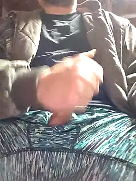 Snapshot of KrazyNutz420 chatting on 02.11.26 KrazyNutz420 online show from 02.11.26