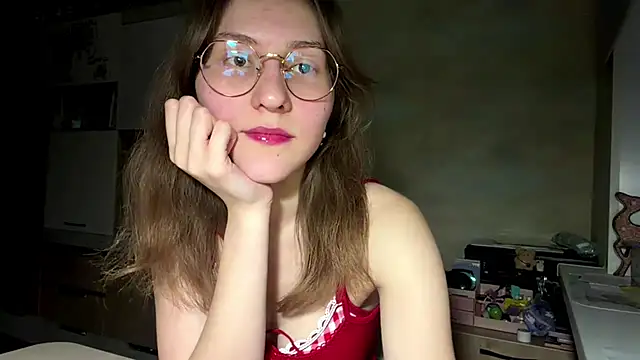 Miaaa Moon online show from 04.10.26