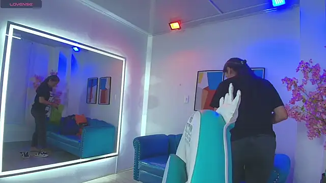 Madame scarlett online show from 04.25.26