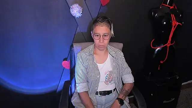 Snapshot of Kali_Panther chatting on 02.11.26 Kali Panther online show from 02.11.26