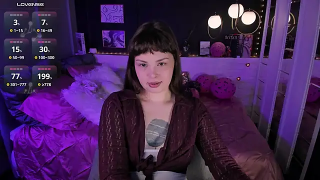 Snapshot of Maykinkya chatting on 02.19.26 Maykinkya online show from 02.19.26