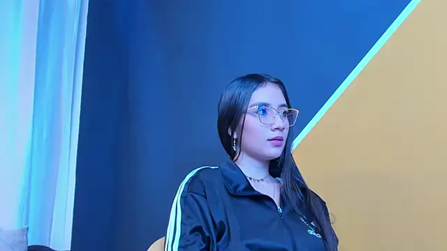 Vaiolletcooper online show from 04.01.26