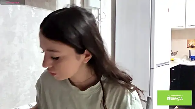 Snapshot of ZyntraLoom chatting on 03.03.26 ZyntraLoom online show from 03.03.26