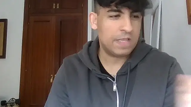 Snapshot of poliakovxx chatting on 05.11.26 poliakovxx online show from 05.11.26