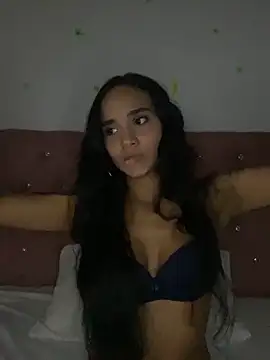 Maria x Alejandra online show from 05.03.26